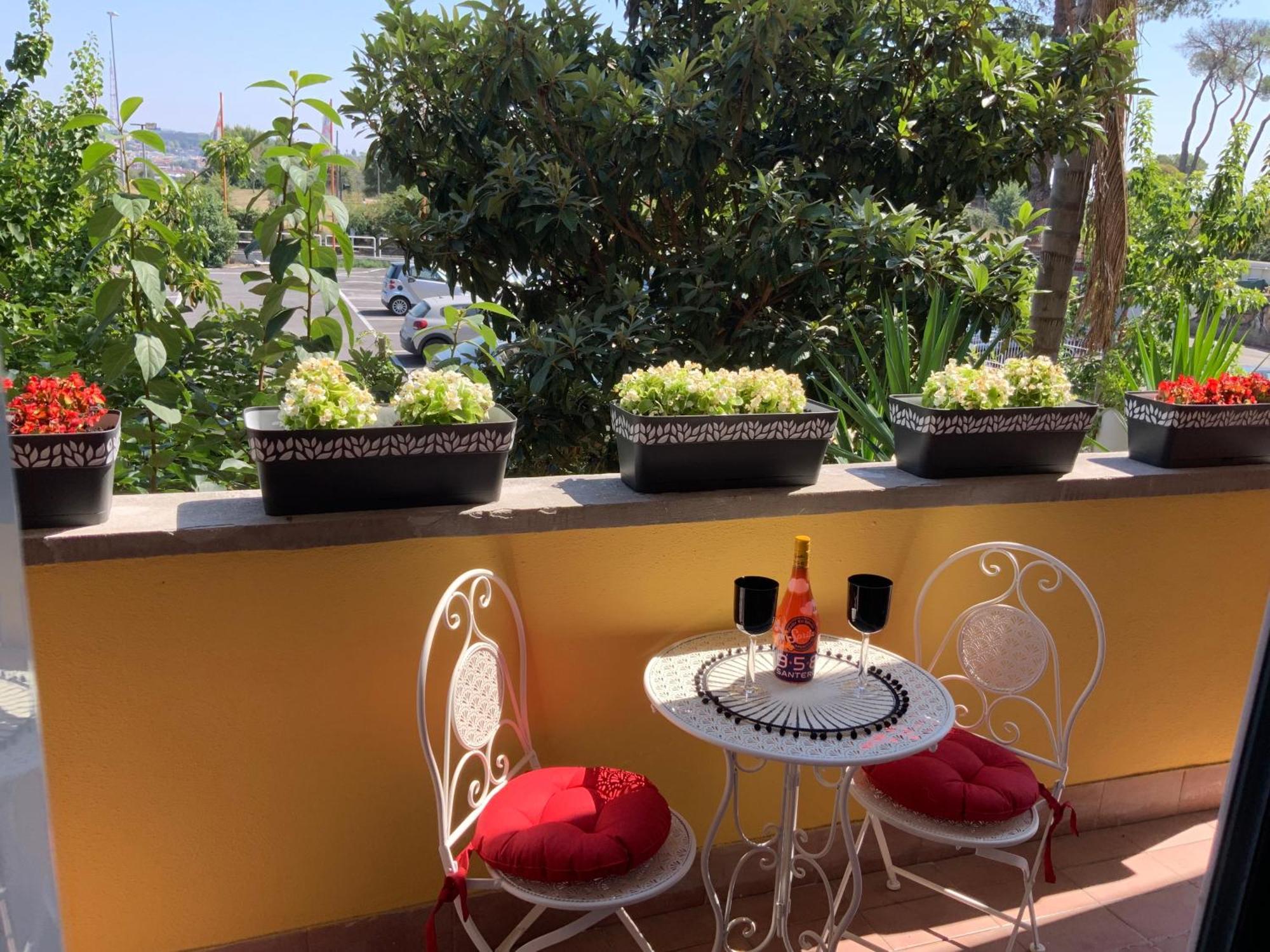 Home K&Y Elite Pineta Rome Bagian luar foto