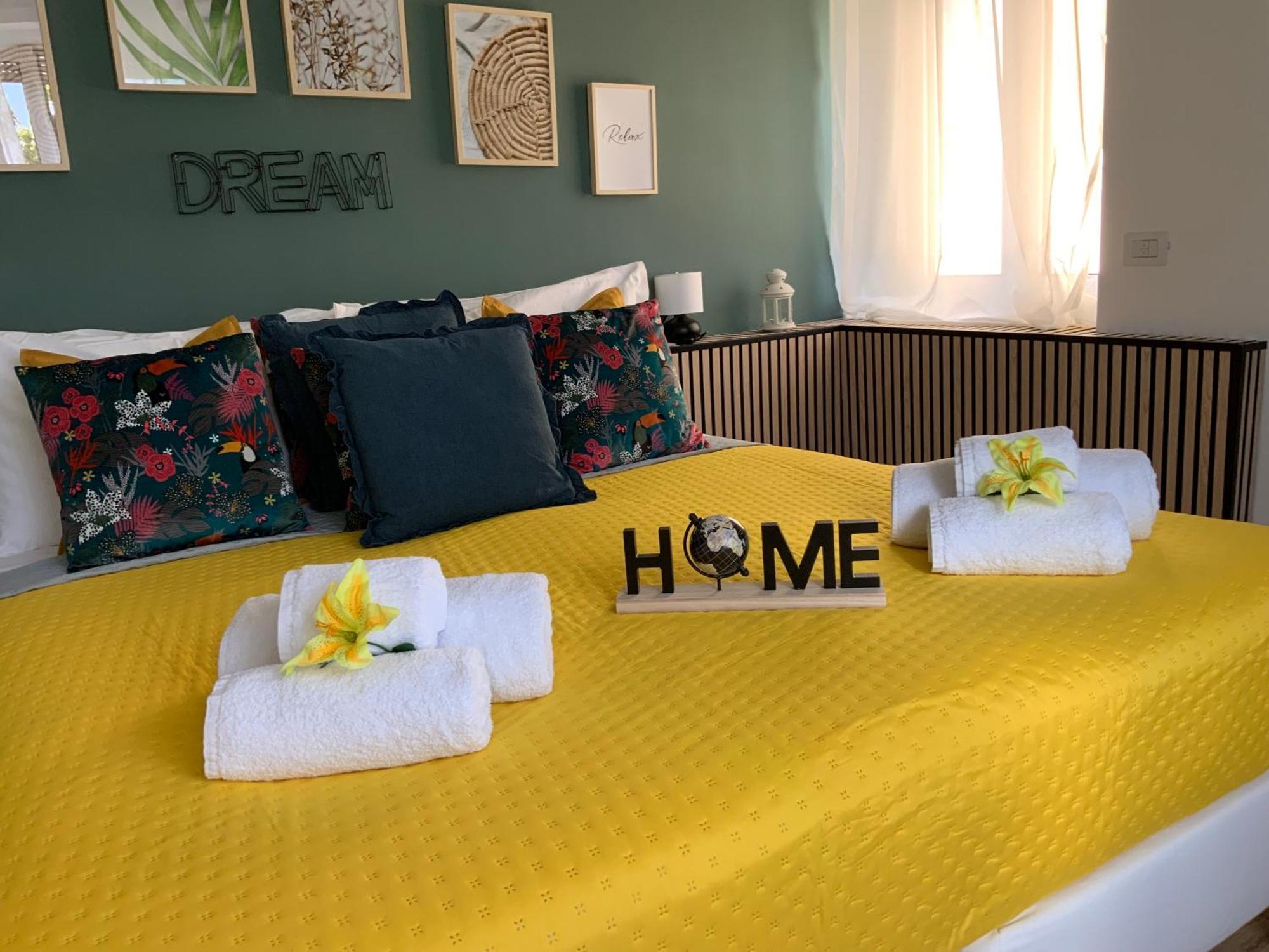 Home K&Y Elite Pineta Rome Bagian luar foto