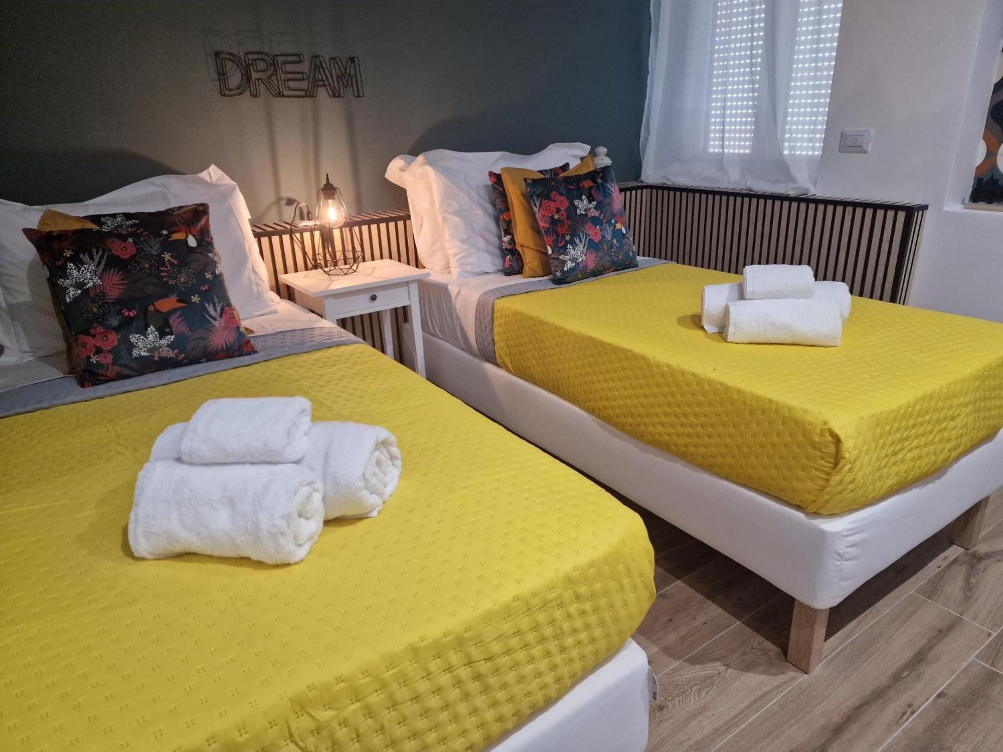 Home K&Y Elite Pineta Rome Bagian luar foto
